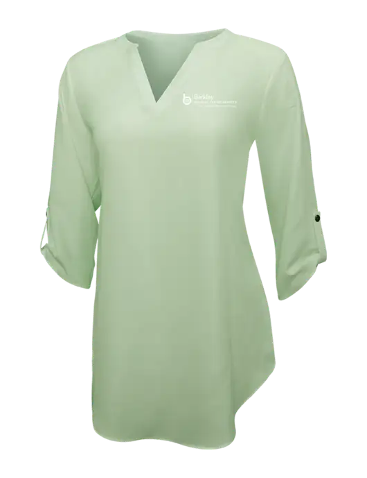 Very Light Green Womens 3/4 Sleeve Tunic Blouse w/Berkley RSS logo